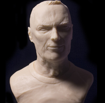 Busto miniatura 1/6 de Clint Eastwood. Un proyecto de Diseño de personajes, Escultura y Diseño de juguetes de Manuel Barroso Parejo - 22-11-2015